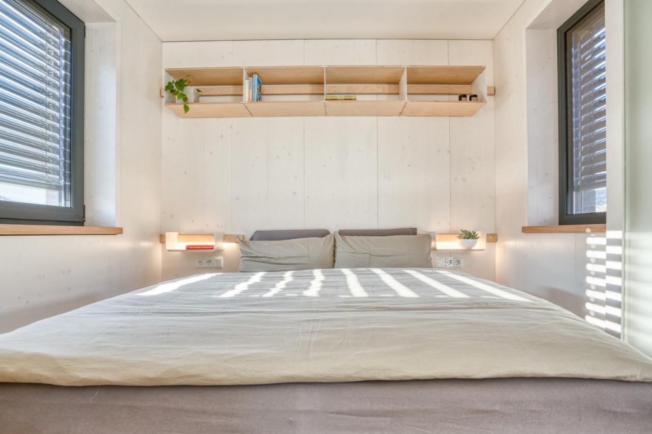 グリンマ Tiny Design-Modulhaus Mit 33 M²ヴィラ エクステリア 写真